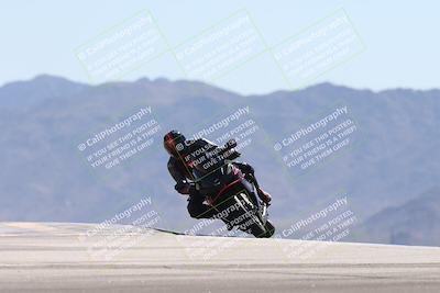 media/Oct-13-2025-Moto Forza (Mon) [[a66d839500]]/3-B Group/Session 4 (Turn 9)/